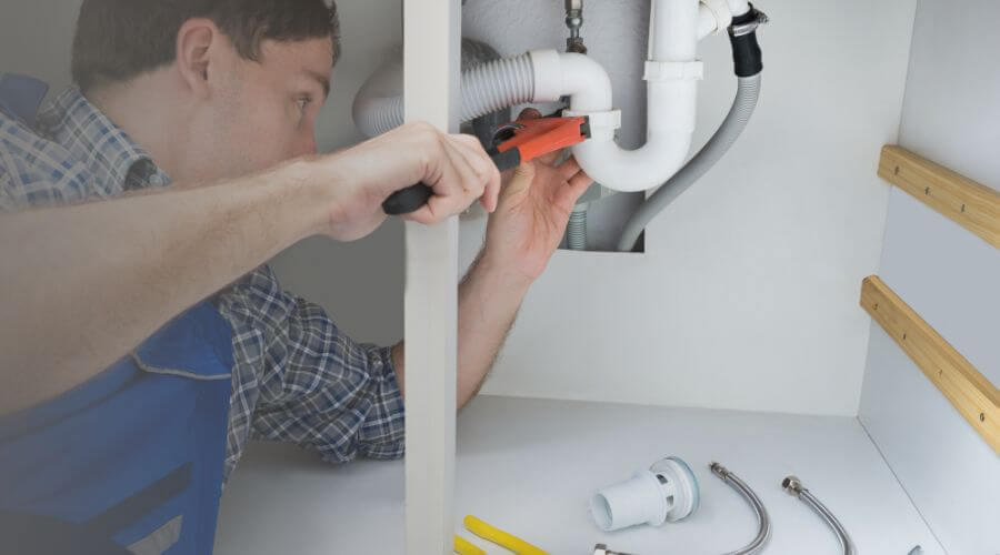 Expert burst pipe repair services in Lisle, IL